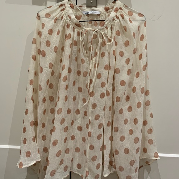 Zara Polka Dot Shirt 💖 - Picture 2 of 6